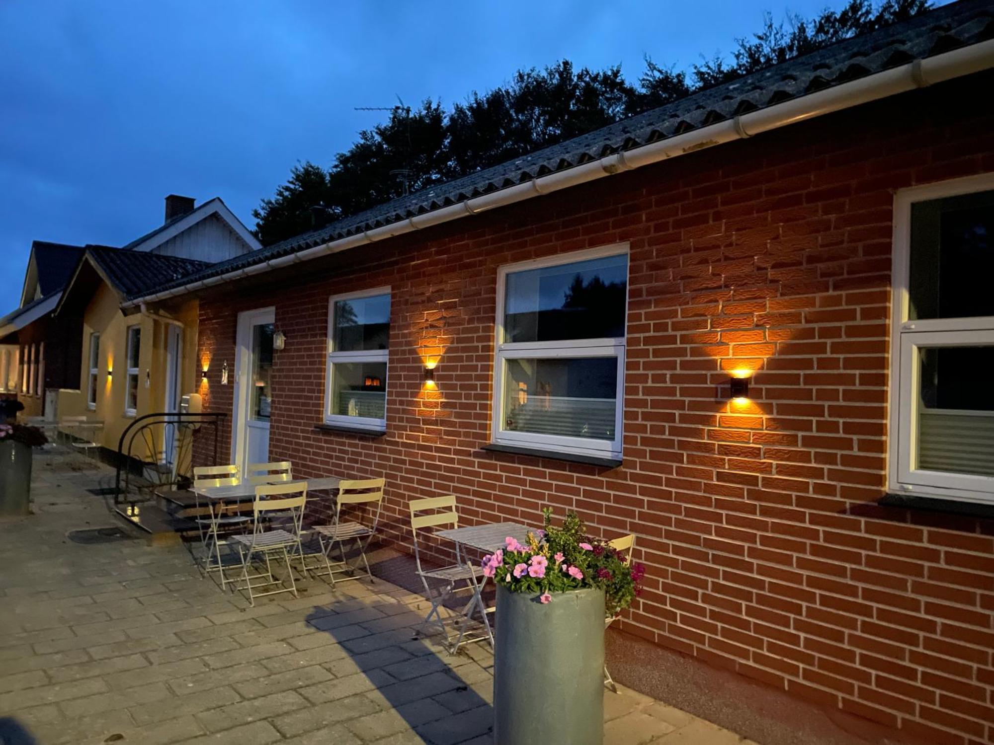 Stay In Brons Skaerbaek Exterior photo